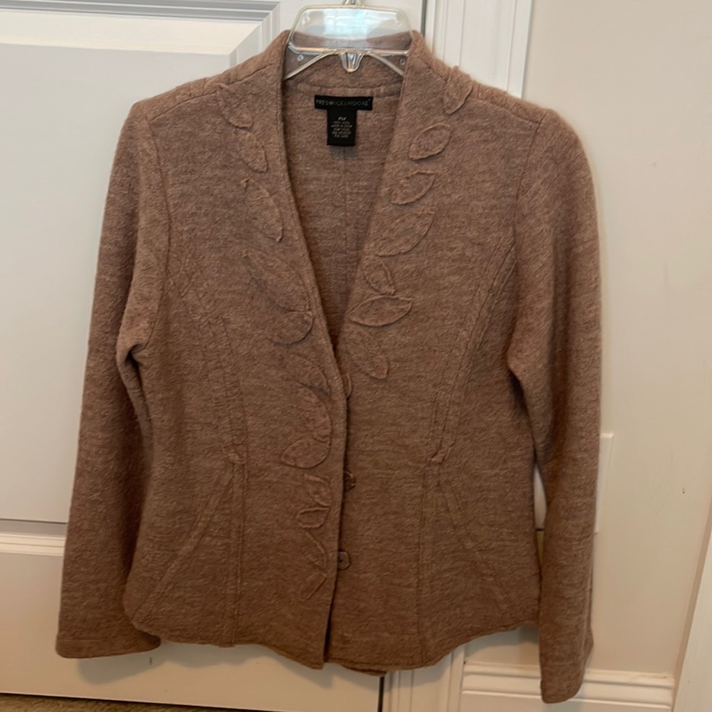 Pres wick and Moore wool sweater petite medium.